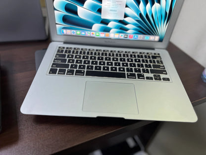 MacBook Air 2015 13.3” – Intel Core i5, 4GB RAM, 128GB SSD | macOS Sequoia Updated Version | Budget Apple Laptop